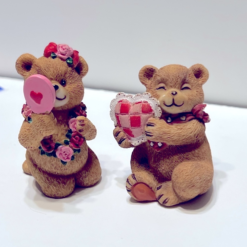 Adorable Bear Figurines with Hearts